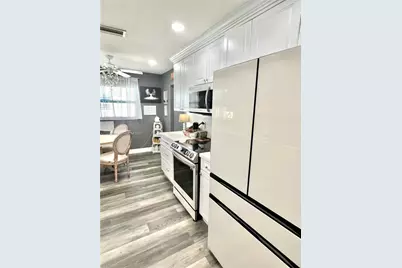 1175 NW 72nd Ter, Margate, FL 33063 - Photo 10