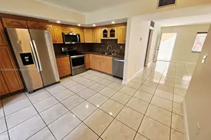 8075 SW 107 Ave, Miami, FL 33173 - Photo 4