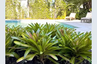 617 NE 191st St, Miami, FL 33179 - Photo 64