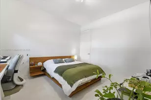 617 NE 191st St, Miami, FL 33179 - Photo 22