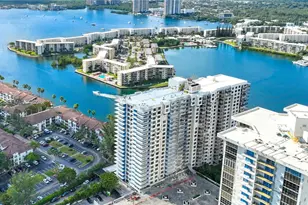 18151 NE 31st Ct, Aventura, FL 33160 - Photo 22