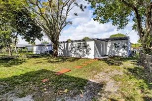 2810 Mayo St, Hollywood, FL 33020 - Photo 18