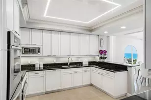 20201 E Country Club Dr, Aventura, FL 33180 - Photo 12