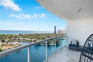 20201 E Country Club Dr, Aventura, FL 33180 - Photo 32