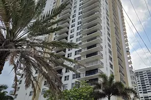 2101 S Ocean Dr, Hollywood, FL 33019 - Photo 22