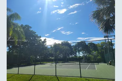 11930 SW 11th Ct, Davie, FL 33325 - Photo 42