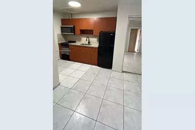 554 NE 68th St #5, Miami, FL 33138 - Photo 2