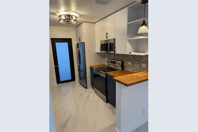 117 NE 2nd Ter #FRONT, Hallandale Beach, FL 33009 - Photo 4