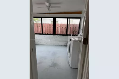 117 NE 2nd Ter #FRONT, Hallandale Beach, FL 33009 - Photo 26