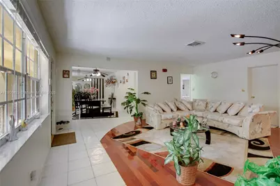 6013 Rose Ter, Plantation, FL 33317 - Photo 2