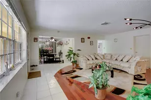 6013 Rose Terrace, Plantation, FL 33317 - Photo 2