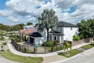 1733 SW 151 Pl, Miami, FL 33185 - Photo 2