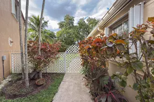16930 SW 139th Pl, Miami, FL 33177 - Photo 18