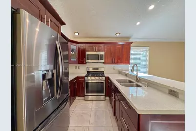 16930 SW 139th Pl, Miami, FL 33177 - Photo 4