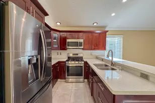 16930 SW 139th Pl, Miami, FL 33177 - Photo 4