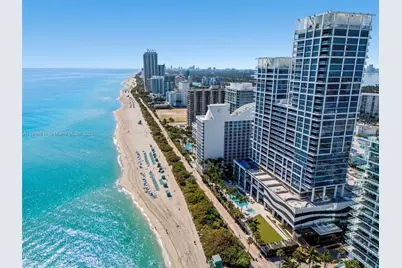 6801 Collins Ave #1018 (1007), Miami Beach, FL 33141 - Photo 1
