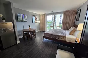 19201 Collins Ave, Sunny Isles Beach, FL 33160 - Photo 10