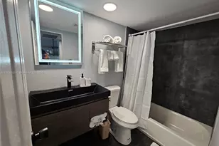 19201 Collins Ave, Sunny Isles Beach, FL 33160 - Photo 4