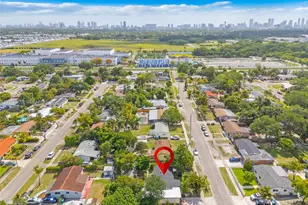 1271 NE 211th St, Miami, FL 33179 - Photo 18