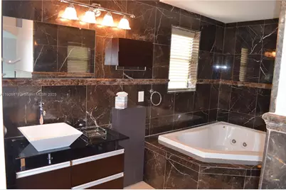 [Address not provided], Pembroke Pines, FL 33029 - Photo 10