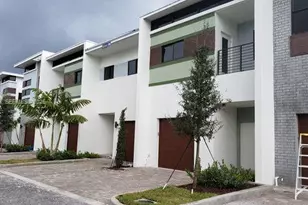 4500 NW 8th Pl, Plantation, FL 33317 - Photo 2