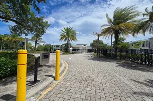 4500 NW 8th Pl, Plantation, FL 33317 - Photo 40