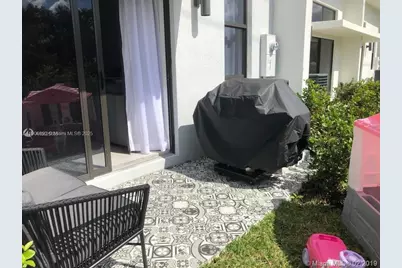 4500 NW 8th Pl, Plantation, FL 33317 - Photo 10