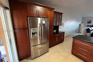 7845 W 36th Ave, Hialeah, FL 33018 - Photo 4