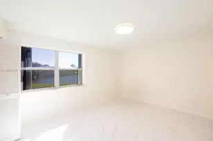 11250 SW 13th St, Pembroke Pines, FL 33025 - Photo 12