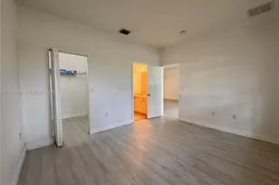 2590 NE 3rd Dr, Homestead, FL 33033 - Photo 10