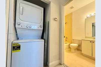 2590 NE 3rd Dr #203, Homestead, FL 33033 - Photo 34