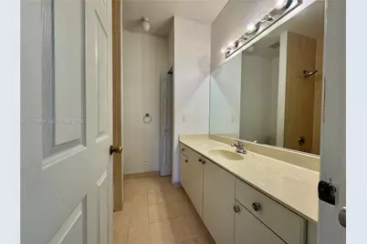 2590 NE 3rd Dr #203, Homestead, FL 33033 - Photo 18
