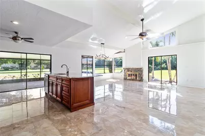 21344 S Escondido Way S, Boca Raton, FL 33433 - Photo 2