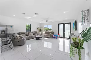 22610 SW 129th Ave, Miami, FL 33170 - Photo 4