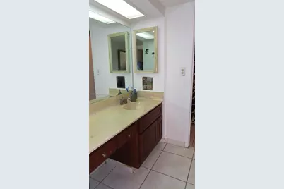 5701 Collins Ave #511, Miami Beach, FL 33140 - Photo 18
