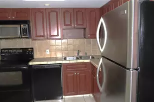 5701 Collins Ave, Miami Beach, FL 33140 - Photo 10