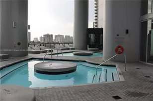 18555 Collins Ave, Sunny Isles Beach, FL 33160 - Photo 6