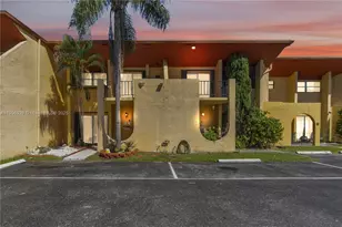 13715 SW 84th St, Miami, FL 33183 - Photo 1