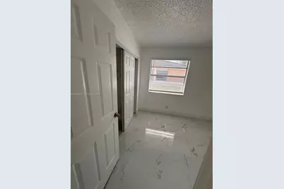 1021 Twin Lakes Dr #28-H, Coral Springs, FL 33071 - Photo 10