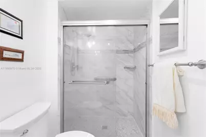 3701 N Country Club Dr #1009, Aventura, FL 33180 - Photo 16