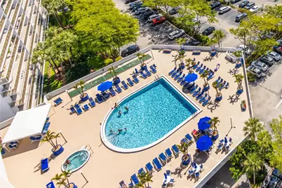 3701 N Country Club Dr #1009, Aventura, FL 33180 - Photo 24