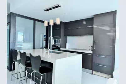 900 Biscayne Blvd #5005, Miami, FL 33132 - Photo 16
