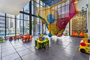 1010 Brickell Ave, Miami, FL 33131 - Photo 24