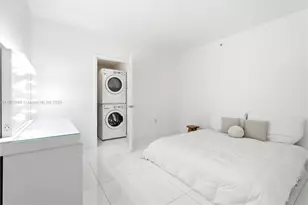 1010 Brickell Ave, Miami, FL 33131 - Photo 12