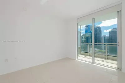 92 SW 3rd St #3503, Miami, FL 33130 - Photo 14