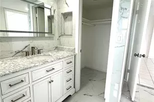 245 18th St, Miami Beach, FL 33139 - Photo 6