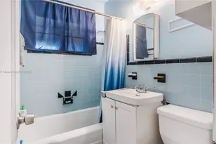 1776 NW 43rd St, Miami, FL 33142 - Photo 22