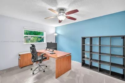 1245 NW 92nd Ave, Pembroke Pines, FL 33024 - Photo 22