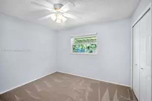1245 NW 92nd Ave, Pembroke Pines, FL 33024 - Photo 26