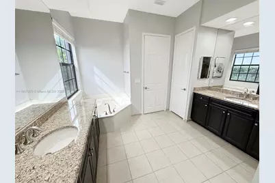 4036 NW 88th Ter, Cooper City, FL 33024 - Photo 36